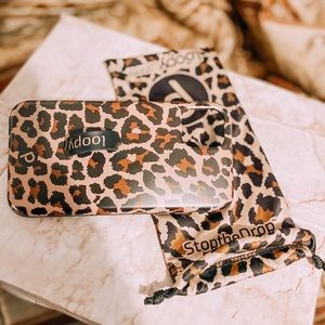 Leopard Loopy Case w Interchangeable Super Loop